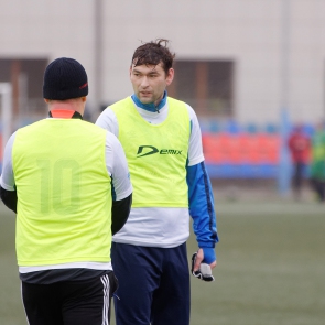   35+ 2019/20.  