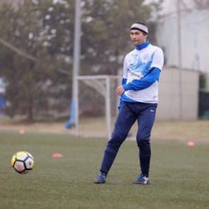   35+ 2019/20.  