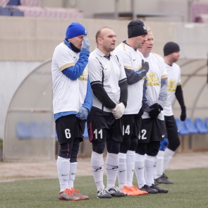   35+ 2019/20.  